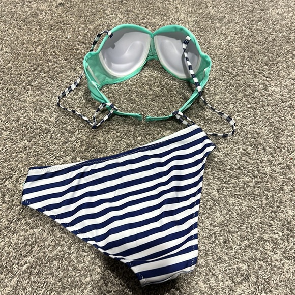 ⚓️🌊 SWIM SUIT 🌊⚓️ - Picture 2 of 7